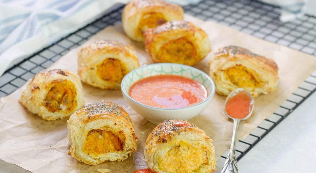 Vegetarian sausage rolls with squash and goat's cheese - delicious for party food or packed lunches