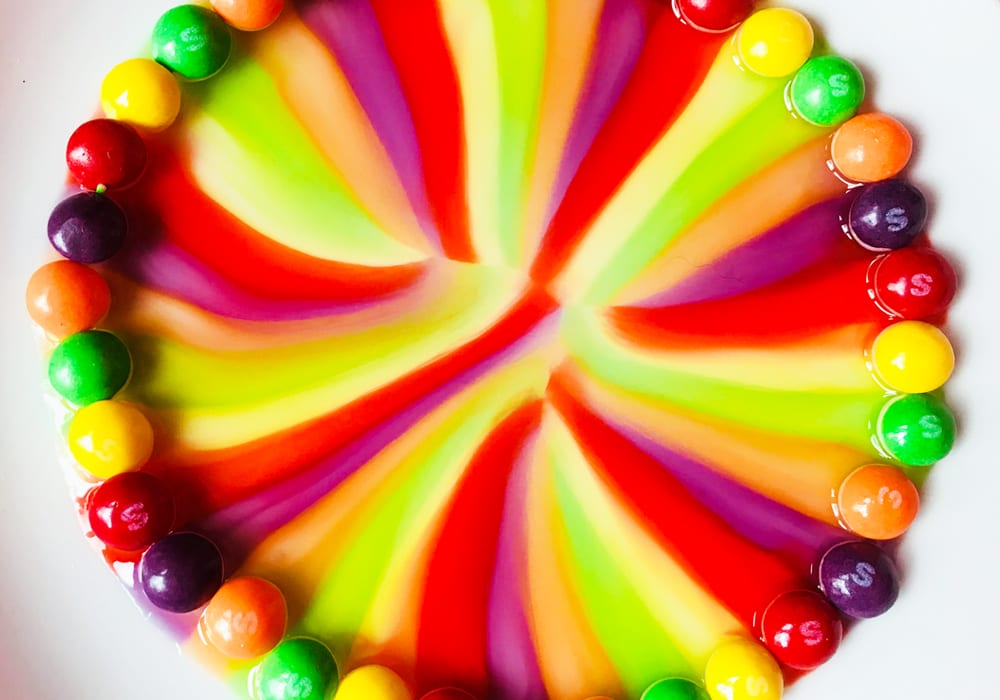 rainbow craft - melting skittles - experiments for kids