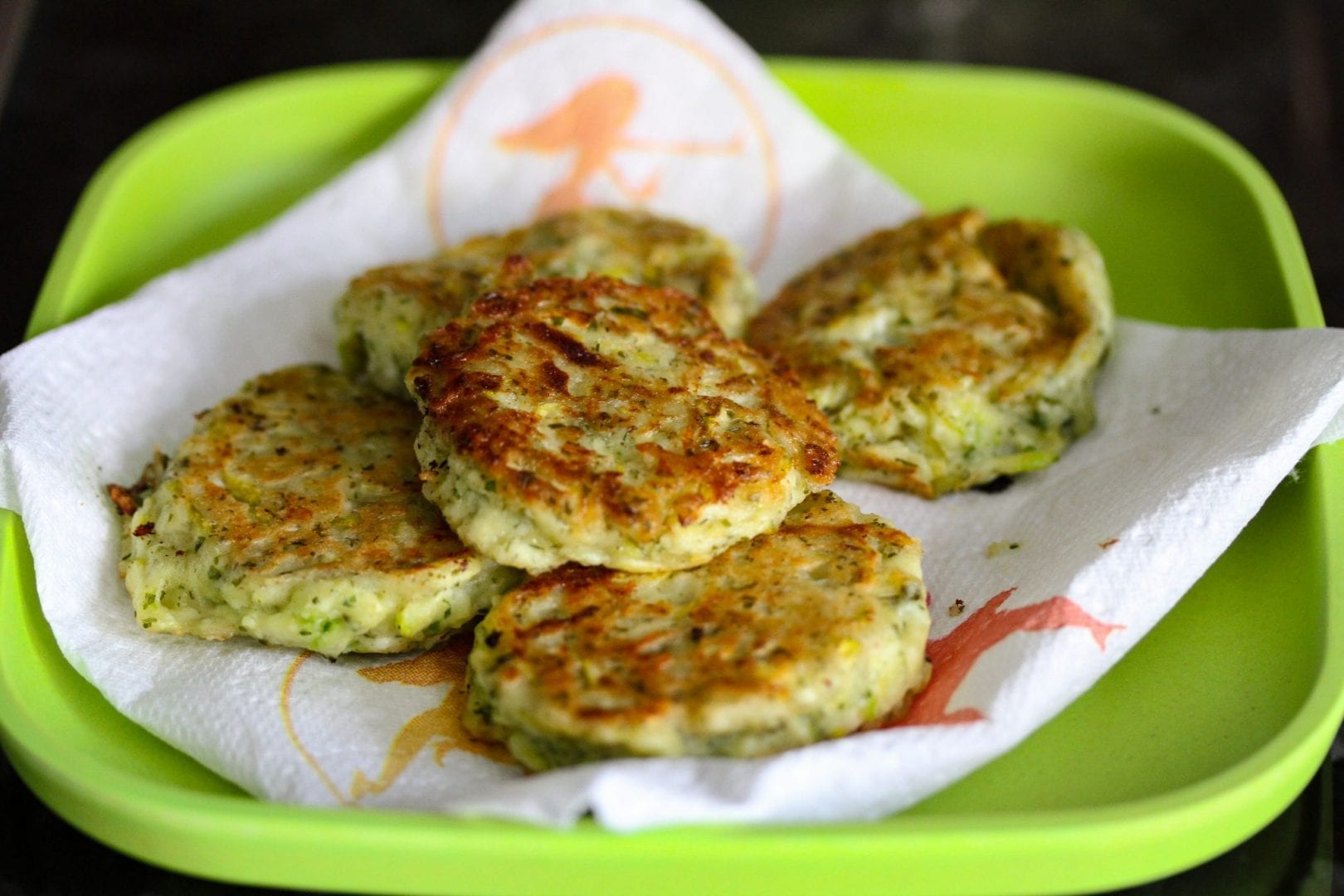 Courgette fritters - courgette patties - toddler food - veggie burgers