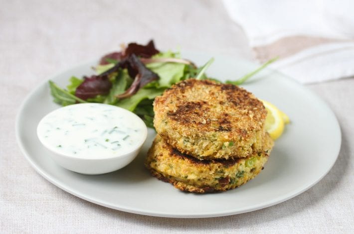 Salmon fish cakes - try these healthy fish cakes for kids