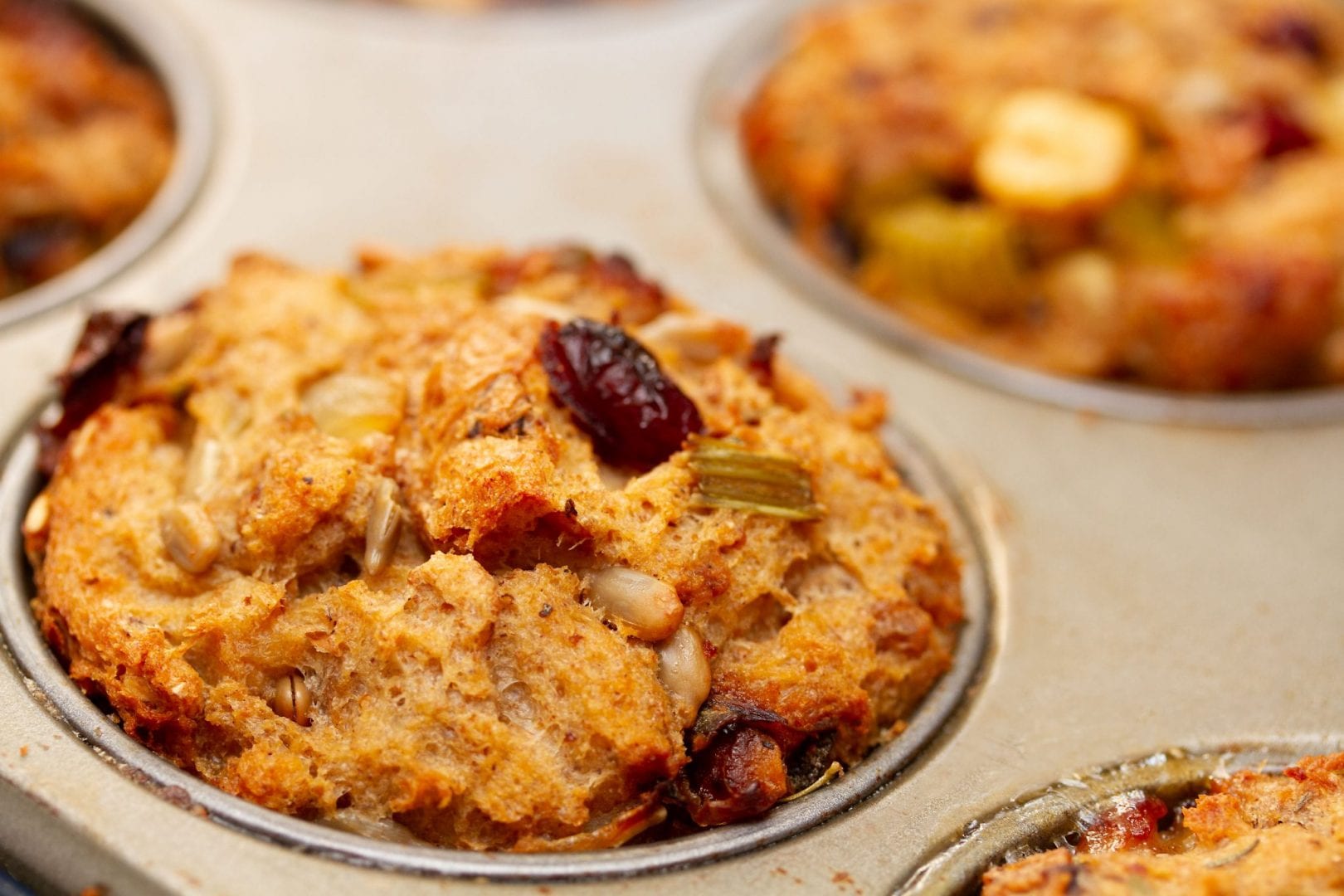 Stuffing recipes - Sausage and Apple Stuffing Muffins - Thanksgiving recipes - Christmas recipes