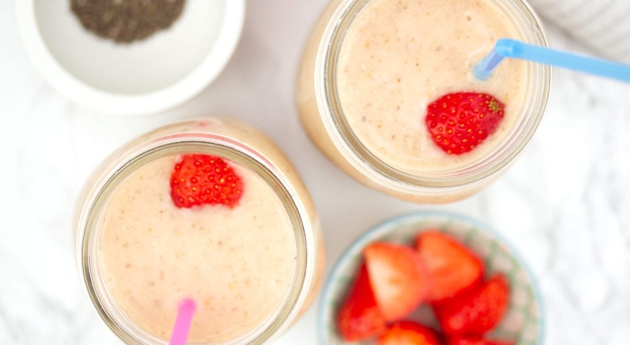 banana smoothies - kids smoothies - baby first foods - mango coconut and banana smoothies