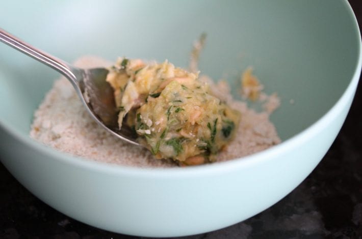 salmon fish cakes recipe - salmon fish cakes - family recipe - toddler recipe