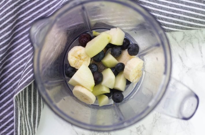 no cook baby puree with blueberries, bananas and soft ripe pears
