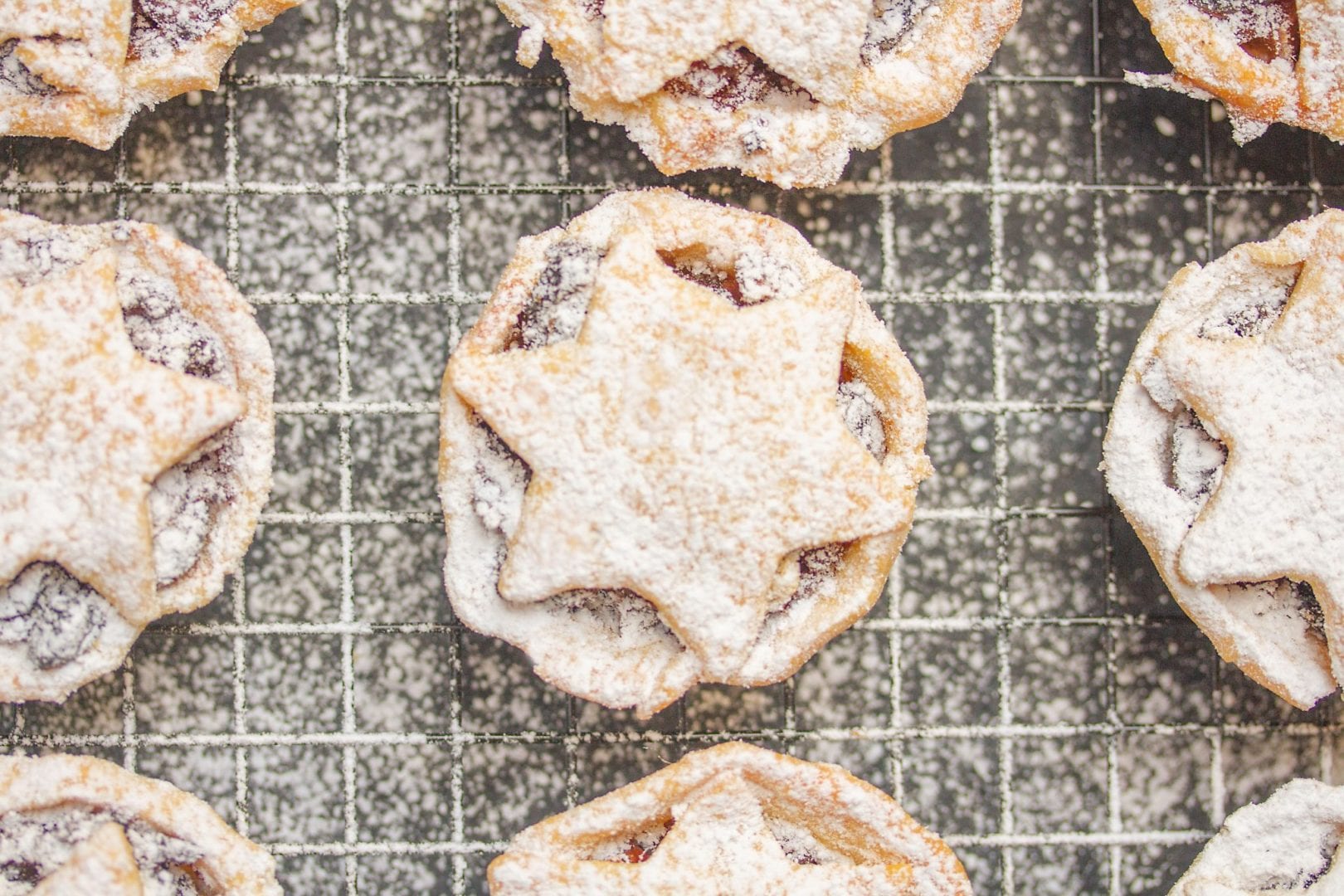 gluten free mince pies - try these mince pies which are gluten free and refined sugar free as well as completely yummy mince pies