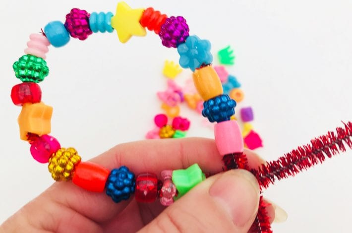handmade christmas decorations - pipecleaner decorations