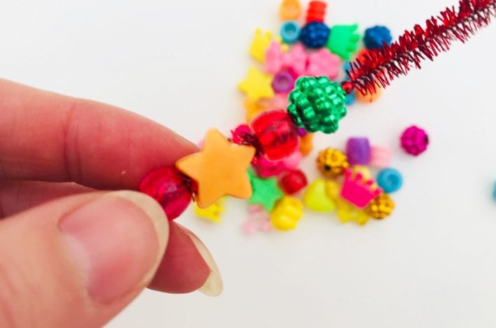 handmade christmas decorations - pipecleaner decorations