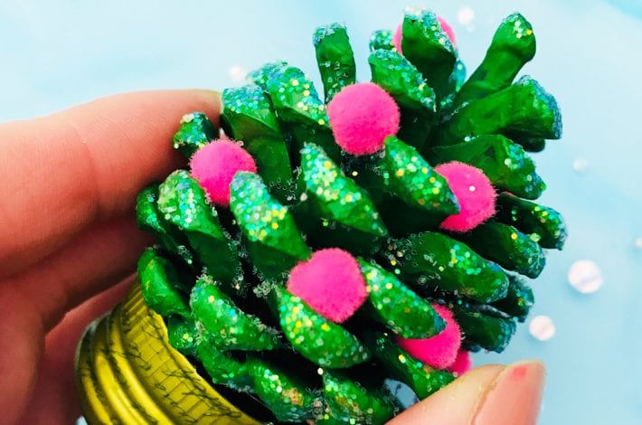 pom pom pine cone craft - enjoy this christmas craft with kids