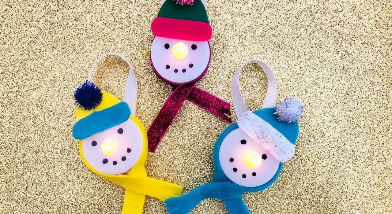 snowman craft - light up snowmen - christmas craft for kids