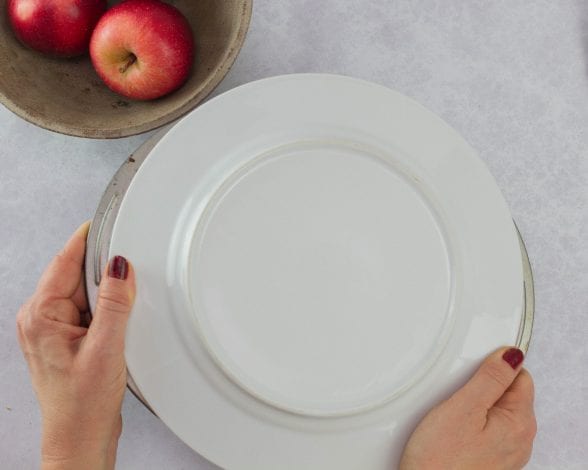 Apple upside down cake - kids will love flipping this apple upside down cake and enjoying this healthy kids treat