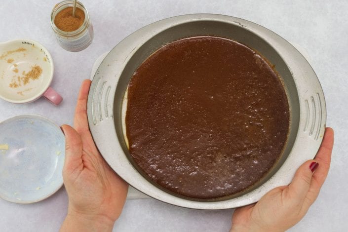 Apple upside down cake - kids will love flipping this apple upside down cake and enjoying this healthy kids treat