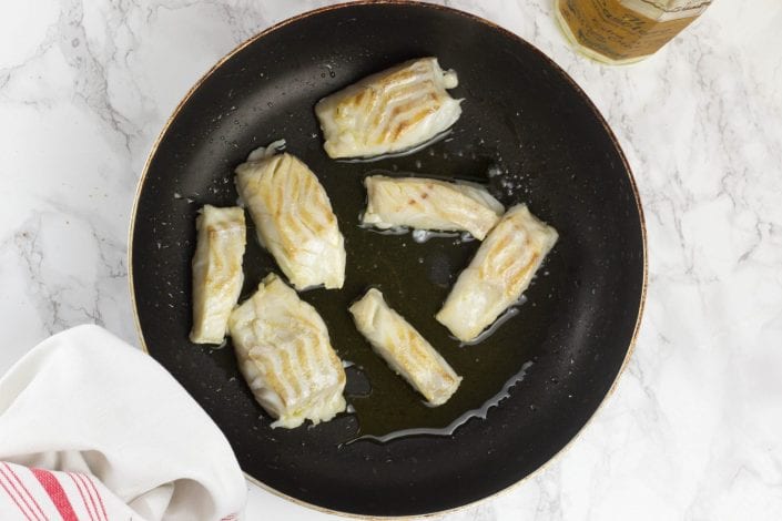 Herb crusted fish fillets - enjoy these cod fillets with a parmesan herb and crumb crust