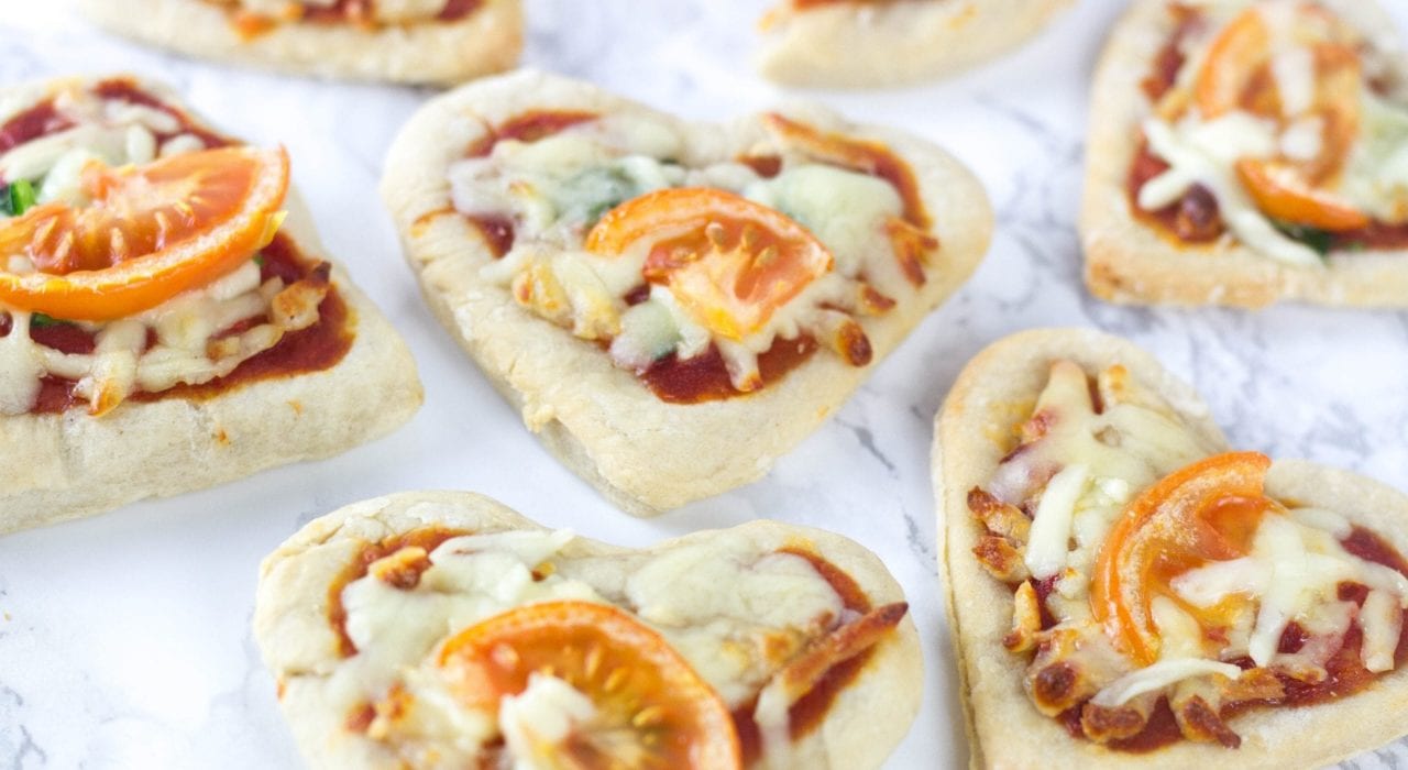 Pizza hearts - try this fun Valentines recipe for kids with these mini pizzas