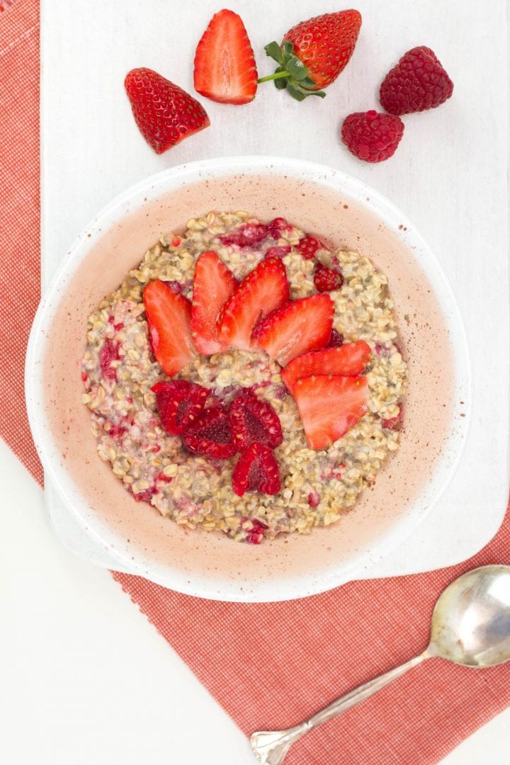 Healthy bircher muesli - try this deliciously healthy bircher muesli made with raspberry strawberries and chia seeds for a healthy breakfast for kids