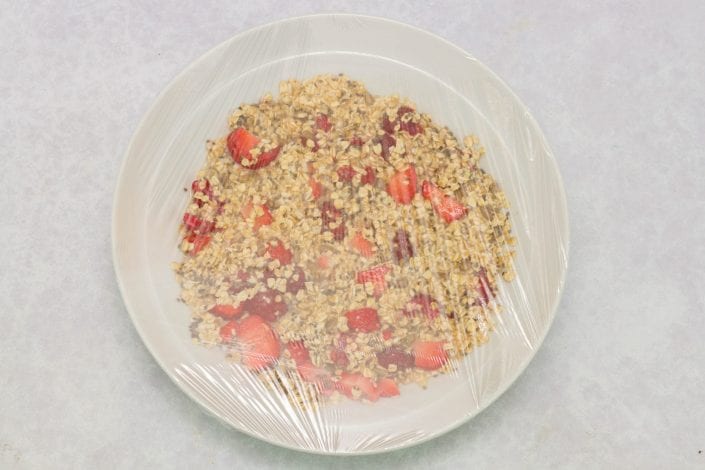 Healthy bircher muesli - try this deliciously healthy bircher muesli made with raspberry strawberries and chia seeds for a healthy breakfast for kids