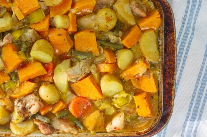 Slow cooker chicken stew - try this delicious recipe for family dinners