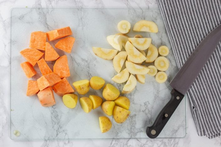Slow cooker chicken stew - try this delicious recipe for family dinners
