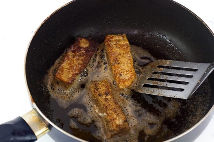 Cinnamon french toast sticks - enjoy these delicious and wholesome french toast sticks as a great family breakfast