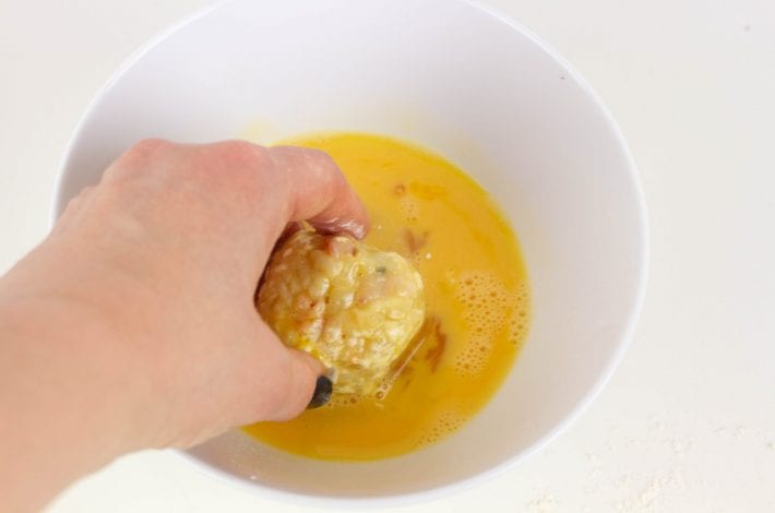 Make these delicious arancini rice balls made with squash and pancetta risotto. Perfect for kids dinners or to use up leftover risotto