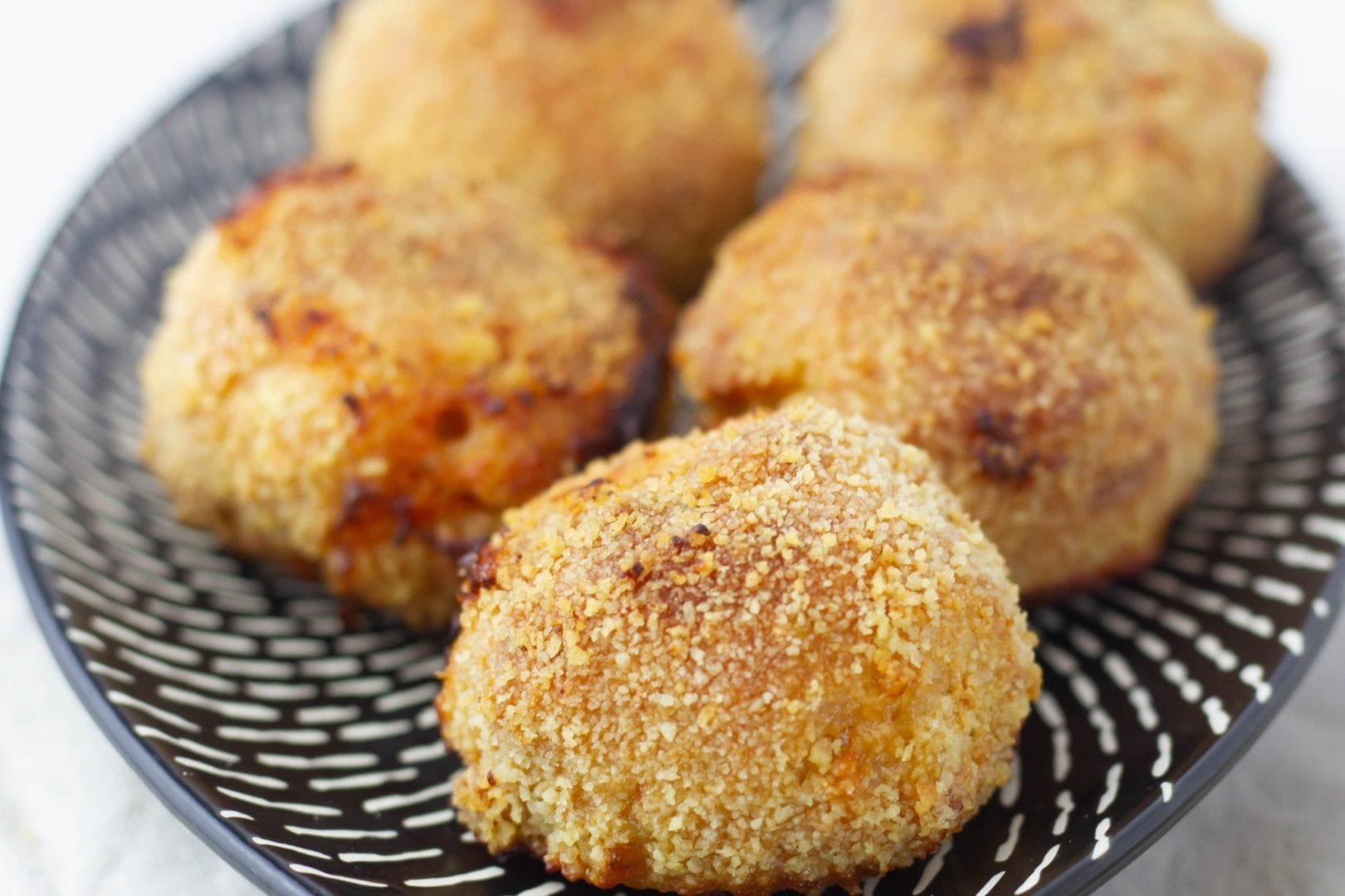 Make these delicious arancini rice balls made with squash and pancetta risotto. Perfect for kids dinners or to use up leftover risotto