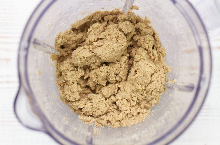 Nut free nutella alternative - try this homemade chocolate spread made with sunflower seeds over nuts