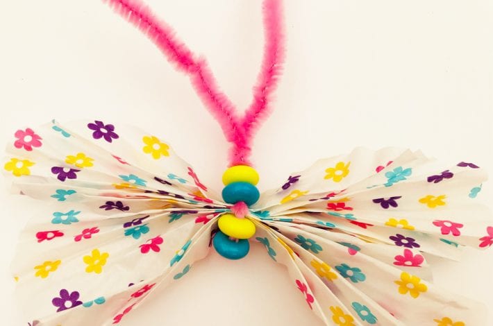 Cupcake liner butterflies that take just 5 minutes to make. A fun spring craft that kids can enjoy.