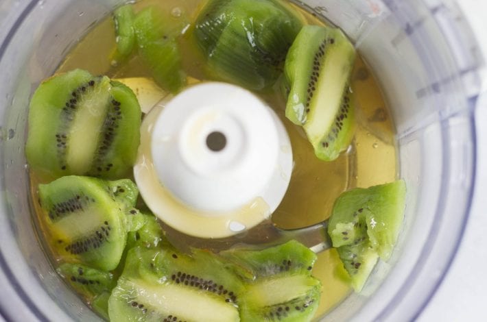 Kiwi watermelon popsicles - refreshing and healthy snacks for kids