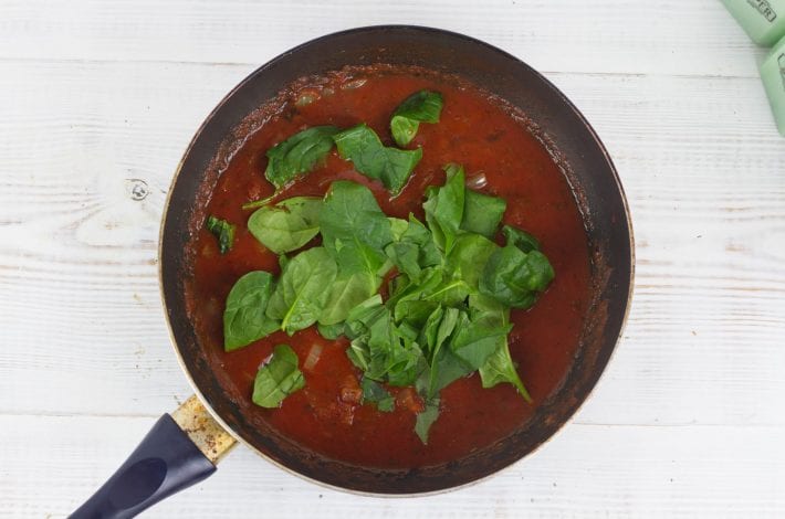 Chicken parmesan wrap - make this delicious homemade tomato marinara sauce to go with your wrap