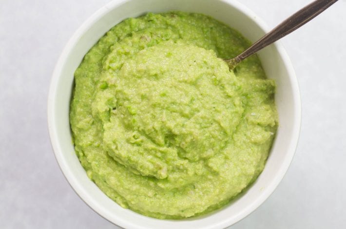 Pasta and pea pesto - a great baby pasta recipe that everyone can enjoy for family dinners - a tasty weaning recipe and kids meal