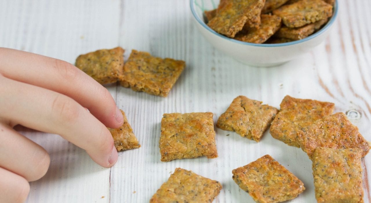 Wholewheat chickpea crackers - wholewheat crackers with oats chick peas and poppy seeds - great for toddler snacks