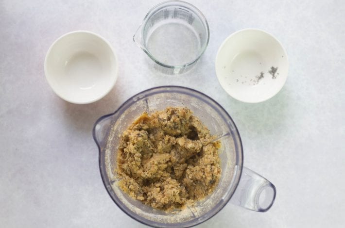 Wholewheat chickpea crackers - wholewheat crackers with oats chick peas and poppy seeds - great for toddler snacks