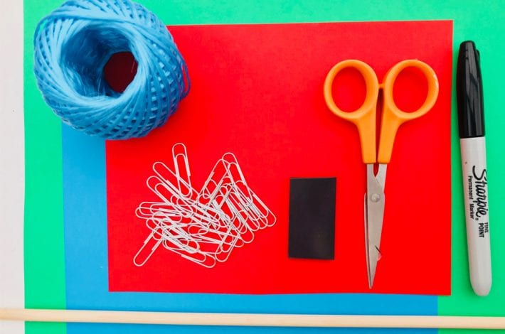 Have fun with phonics with this magnetic phonics fishing game - a great learning game for kids