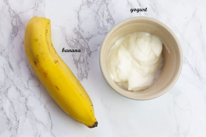 baby yogurt bites - make these frozen banana and yogurt drops as a great summer snack for baby