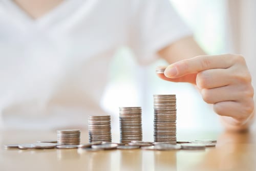 Quick ways to start building big savings - try these savings habits to start family savings reach saving goals and aim to be big savers